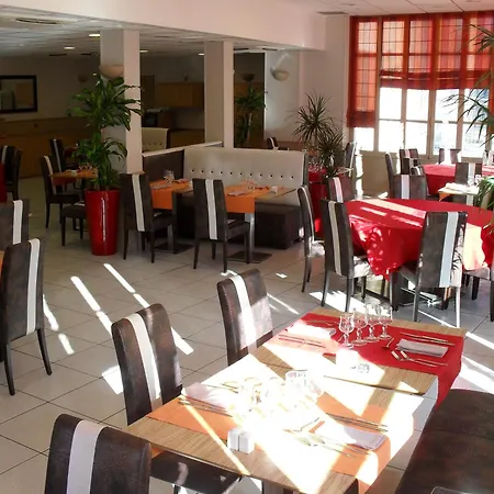 Hotel Kyriad Orange Centre - & Restaurant - La Galerie D'art Des Princes - Provence Alpes Cote D'azur - France - Proche A7-a9 - Exit21- Chateauneuf-du-pape Avignon Bollene Nimes Orange (Vaucluse)