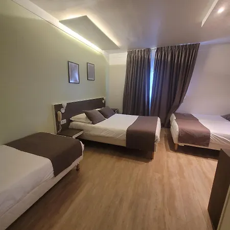 Kyriad Orange Centre 3* Orange (Vaucluse)